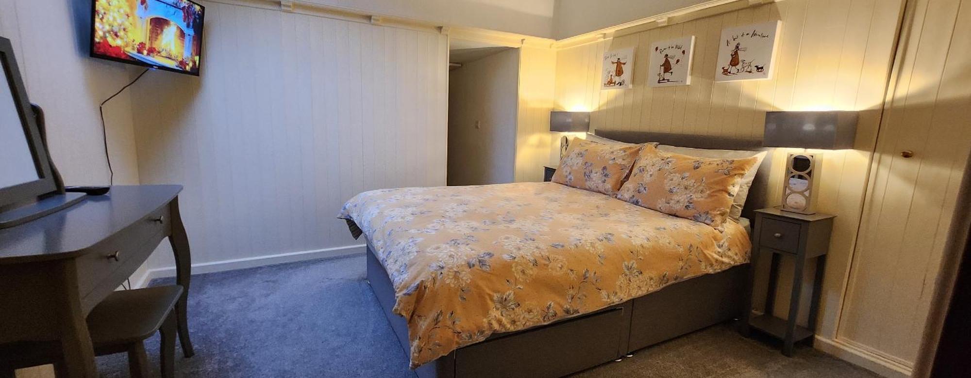 Modern And Spacious 2 Bedroom Apartment With Free Parking Llansantffraid Llansantffraid Glyn Ceiriog Exterior photo